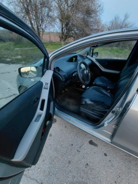 Toyota Yaris, снимка 8