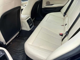 BMW i4 eDrive40 * KEYLESS * ПОДГРЕВ * ШИБИДАХ , снимка 12