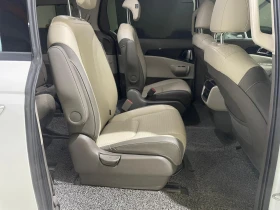 Kia Carnival 3.5 V6 ! 8+ 1 ! Signature !, снимка 12