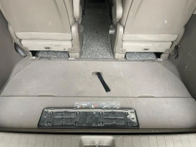 Kia Carnival 3.5 V6 ! 8+ 1 ! Signature !, снимка 17