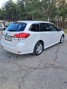 Subaru Legacy 2.5 Газ, снимка 4