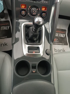 Peugeot 3008 1, 6 HDI, УНИКАЛЕН, КОЖА, НАВИ, ПАНОРАМА, ЛИЗИНГ  | Auto.bg — изображение 10