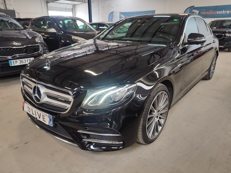 Mercedes-Benz E 220 AMG Line, снимка 1 - Автомобили и джипове - 46480580