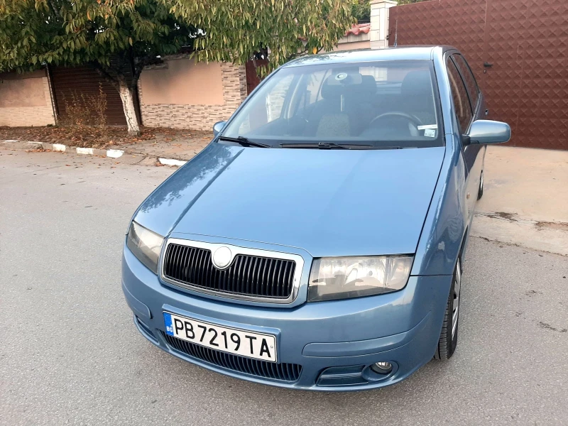 Skoda Fabia 1.2i.75k. + КЛИМА. БЕНЗИН. ТОП. 2005., снимка 2 - Автомобили и джипове - 47359971