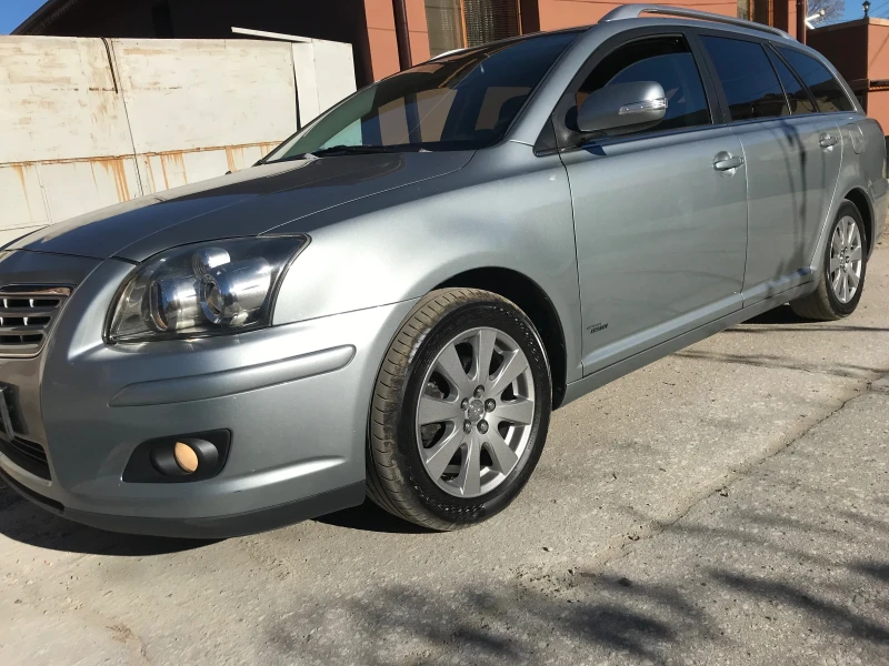 Toyota Avensis 1.8I Germany , снимка 1 - Автомобили и джипове - 47972790