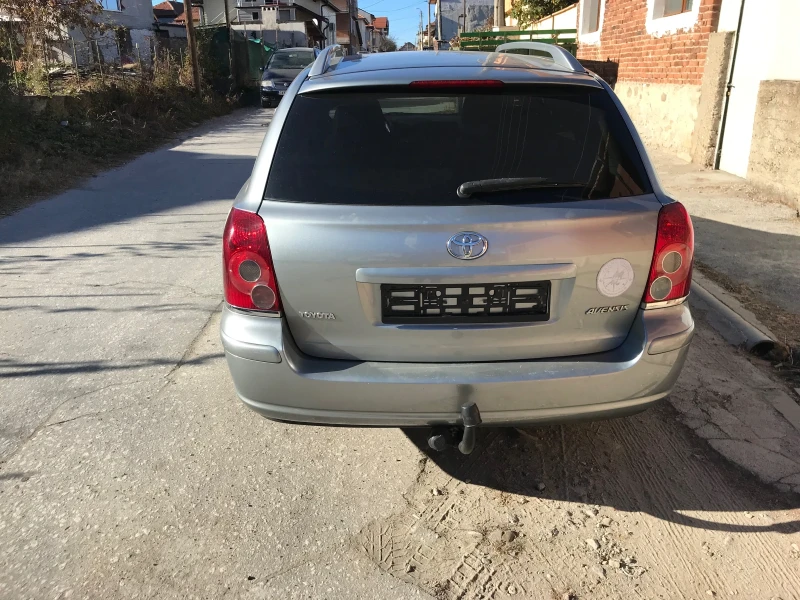 Toyota Avensis 1.8I Germany , снимка 6 - Автомобили и джипове - 47972790