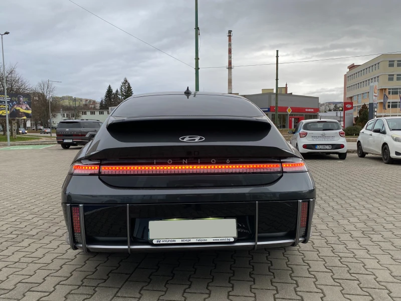 Hyundai Ioniq 6 77.4 кВтч HTRAC 4x4 PREMIUM, снимка 4 - Автомобили и джипове - 48205951