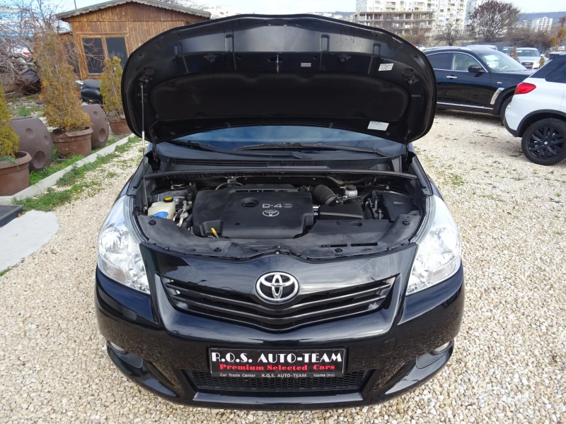 Toyota Verso 2.0 D-4D 126kc 5вр. Sol, снимка 7 - Автомобили и джипове - 48412294