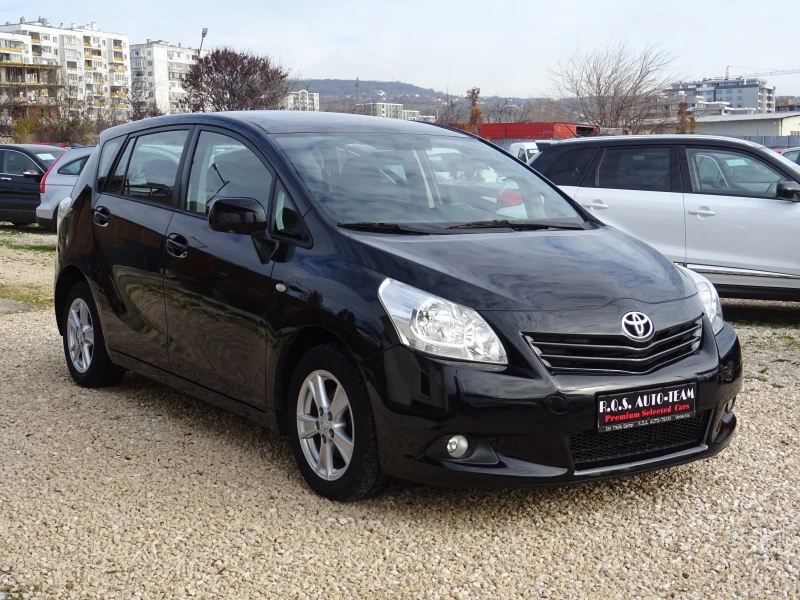 Toyota Verso 2.0 D-4D 126kc 5вр. Sol, снимка 6 - Автомобили и джипове - 48412294