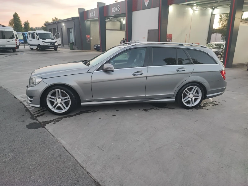 Mercedes-Benz C 220, снимка 4 - Автомобили и джипове - 48458560