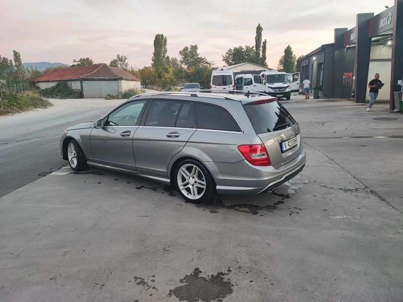 Mercedes-Benz C 220, снимка 5 - Автомобили и джипове - 48458560