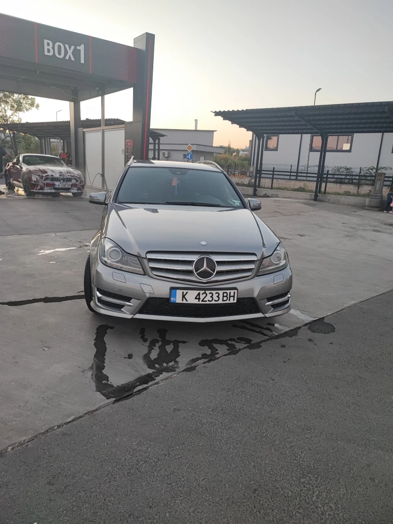 Mercedes-Benz C 220, снимка 2 - Автомобили и джипове - 48458560