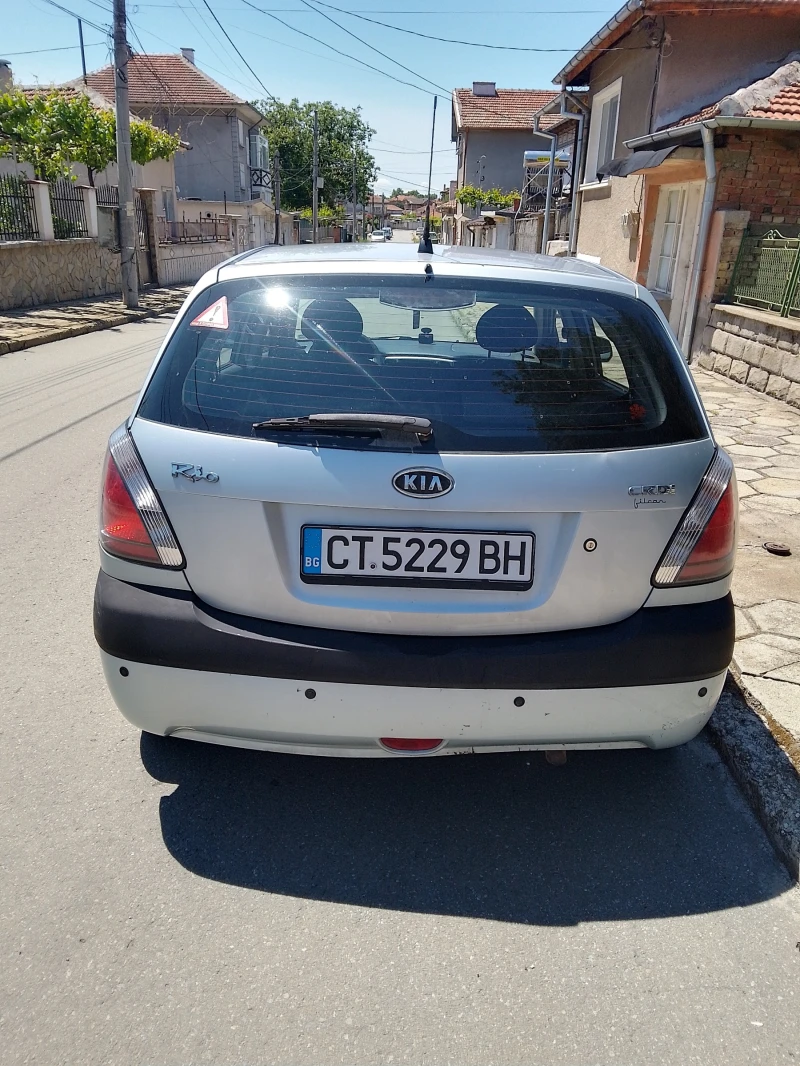 Kia Rio 1.5 тд, снимка 3 - Автомобили и джипове - 52369270