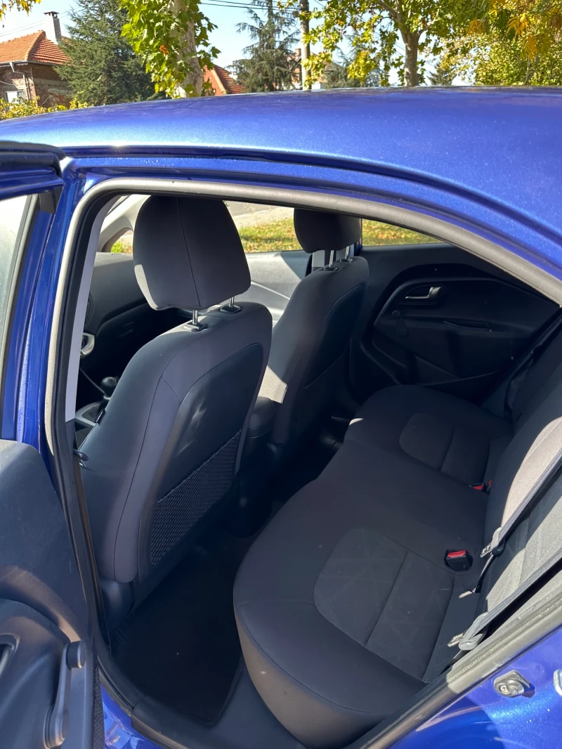 Kia Rio 1.2 BENZIN AUSTRIA, снимка 11 - Автомобили и джипове - 52119953