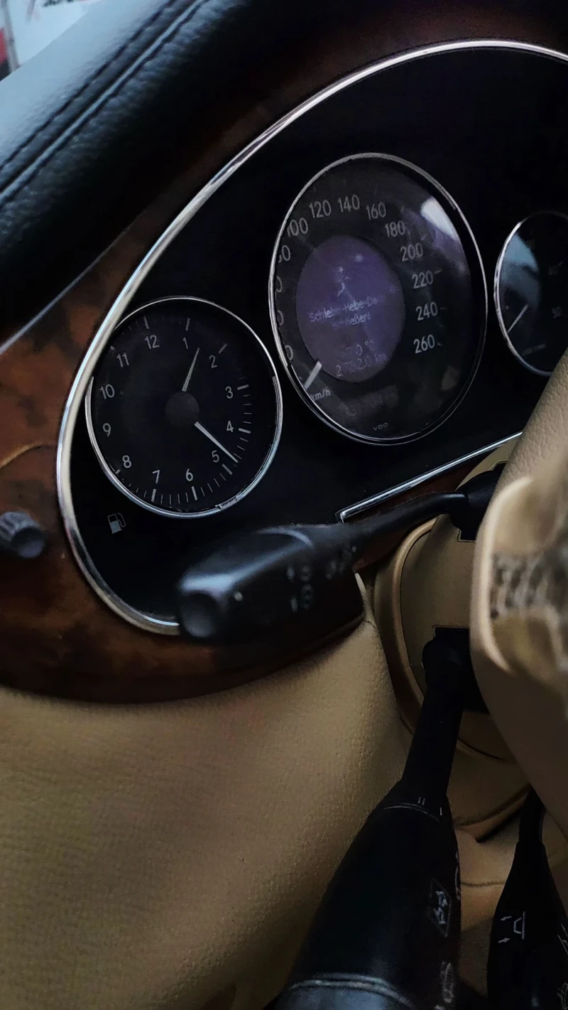 Mercedes-Benz CLS 320, снимка 8 - Автомобили и джипове - 53221435