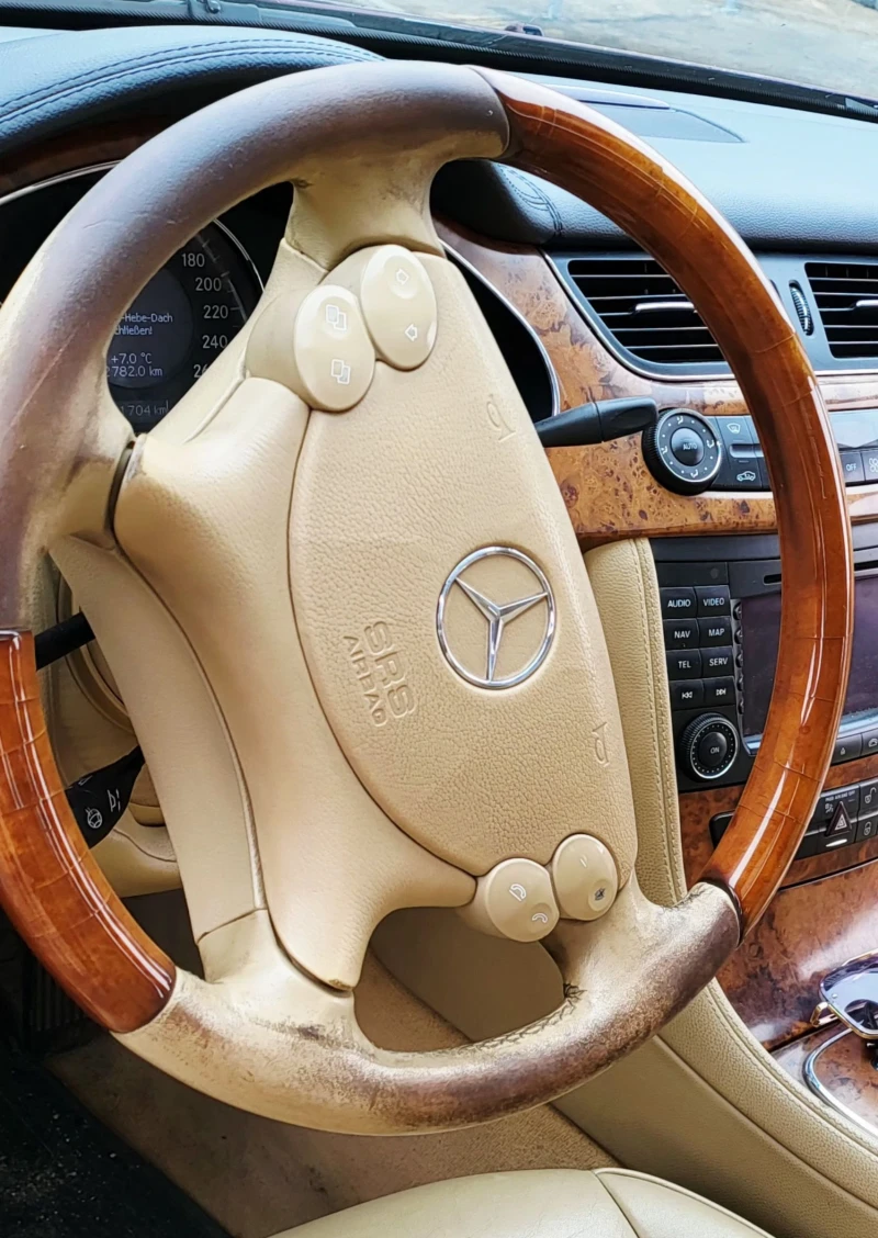 Mercedes-Benz CLS 320, снимка 9 - Автомобили и джипове - 53221435