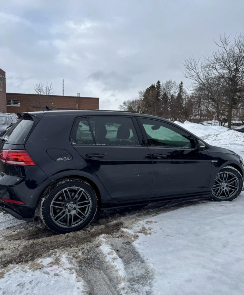 VW Golf R * * РЪЧКА * * CARPLAY * * ПОДГРЕВИ * * КАМЕРА , снимка 4 - Автомобили и джипове - 53501044