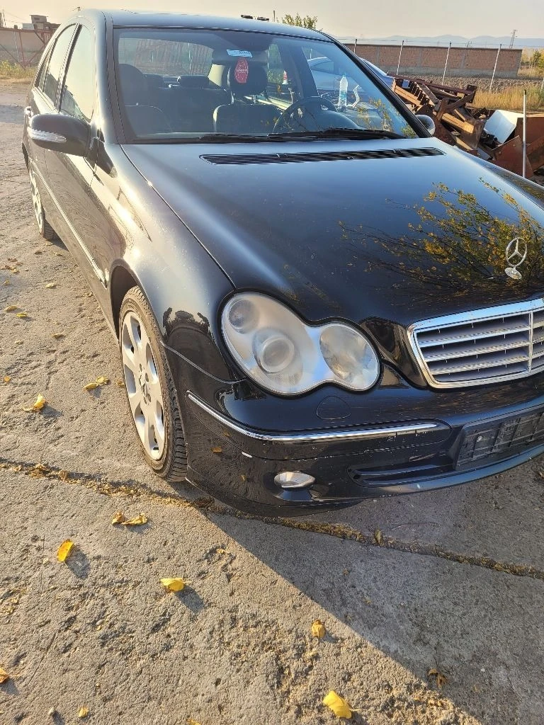 Mercedes-Benz C 320 W203 320 V6 CDI само на части, снимка 1 - Автомобили и джипове - 47352997