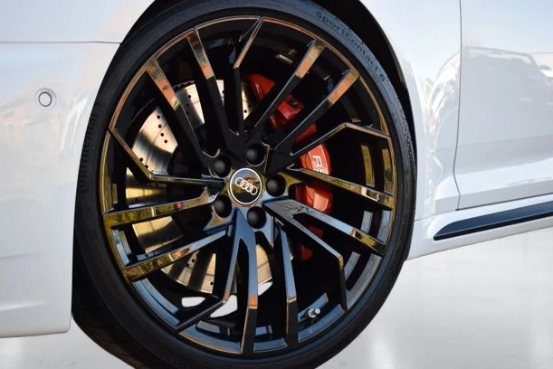 Audi Rs4 Avant Quattro = Black Optic Plus = Гаранция - изображение 4