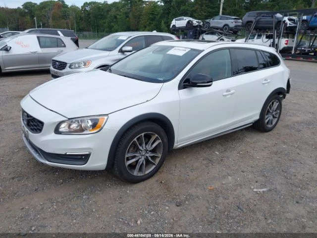 Volvo V60 T5* AWD* ОПЦИЯ ЗА ЛИЗИНГ, снимка 2 - Автомобили и джипове - 56310526