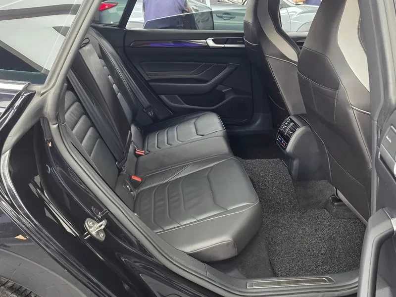 VW Arteon 2.0 Tdi R-Line 4Motion | Mobile.bg � ����������� 12