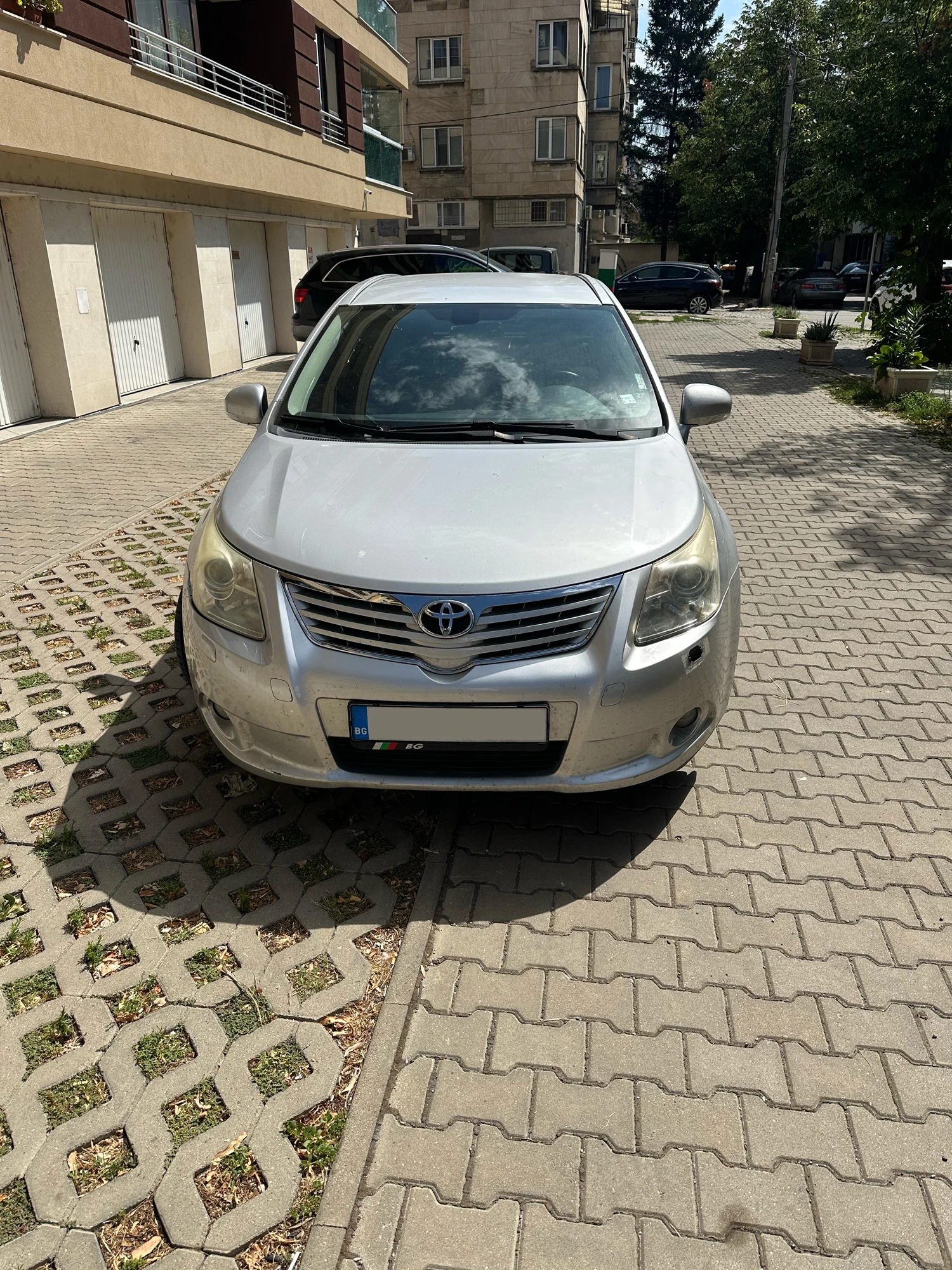 Toyota Avensis 2.2, снимка 1
