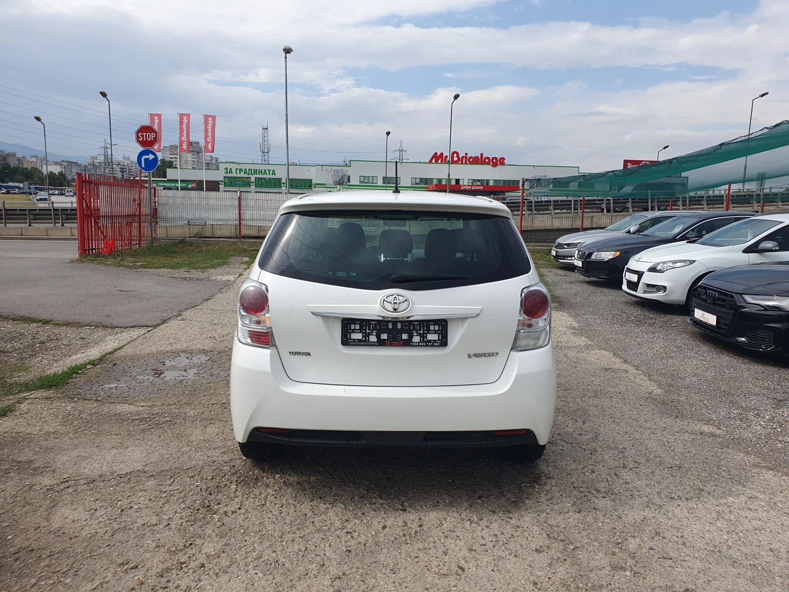 Toyota Verso 1.6/D4D/7 Места - изображение 6