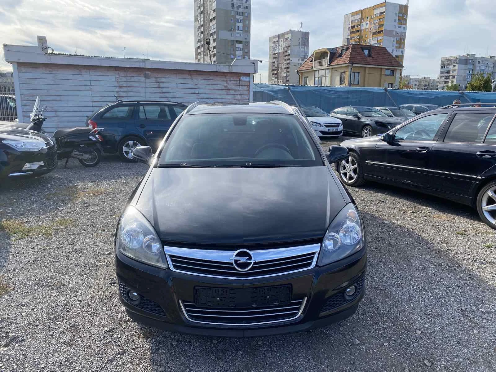 Opel Astra 1.6i Cosmo - изображение 2