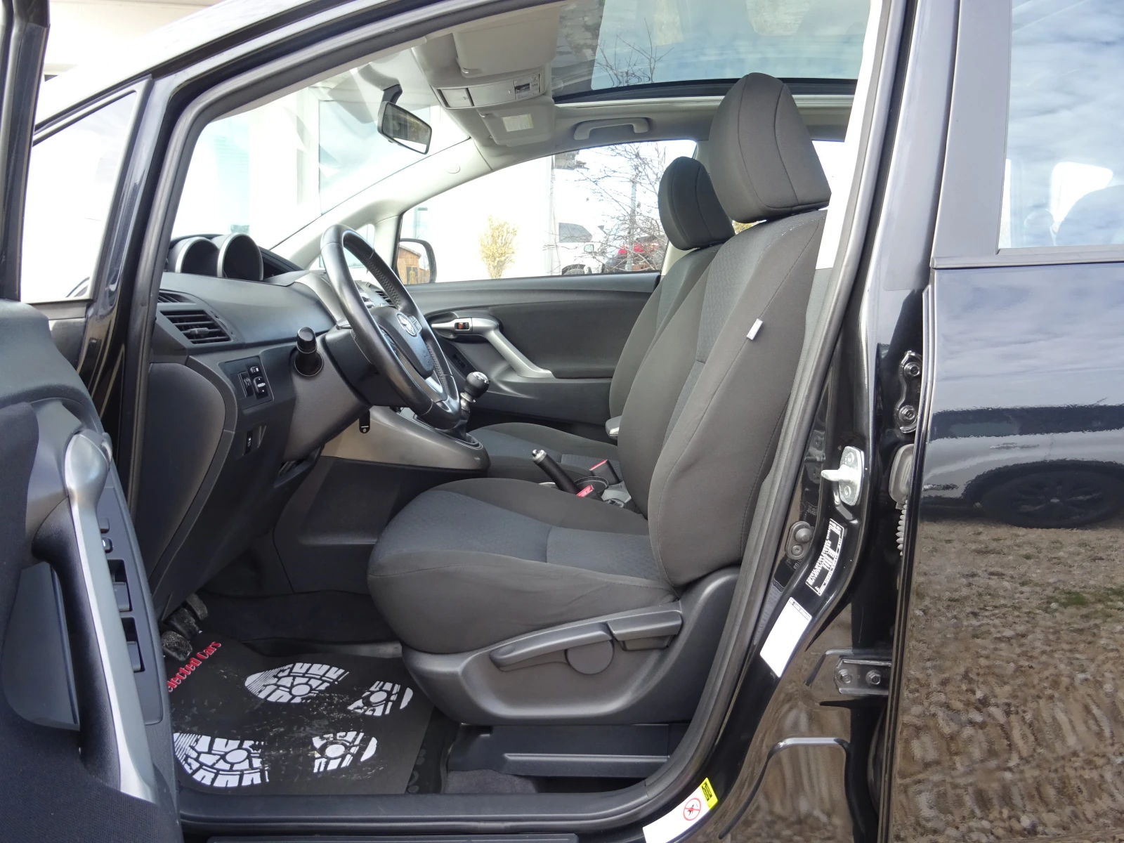 Toyota Verso 2.0 D-4D 126kc 5. Sol | Mobile.bg   11