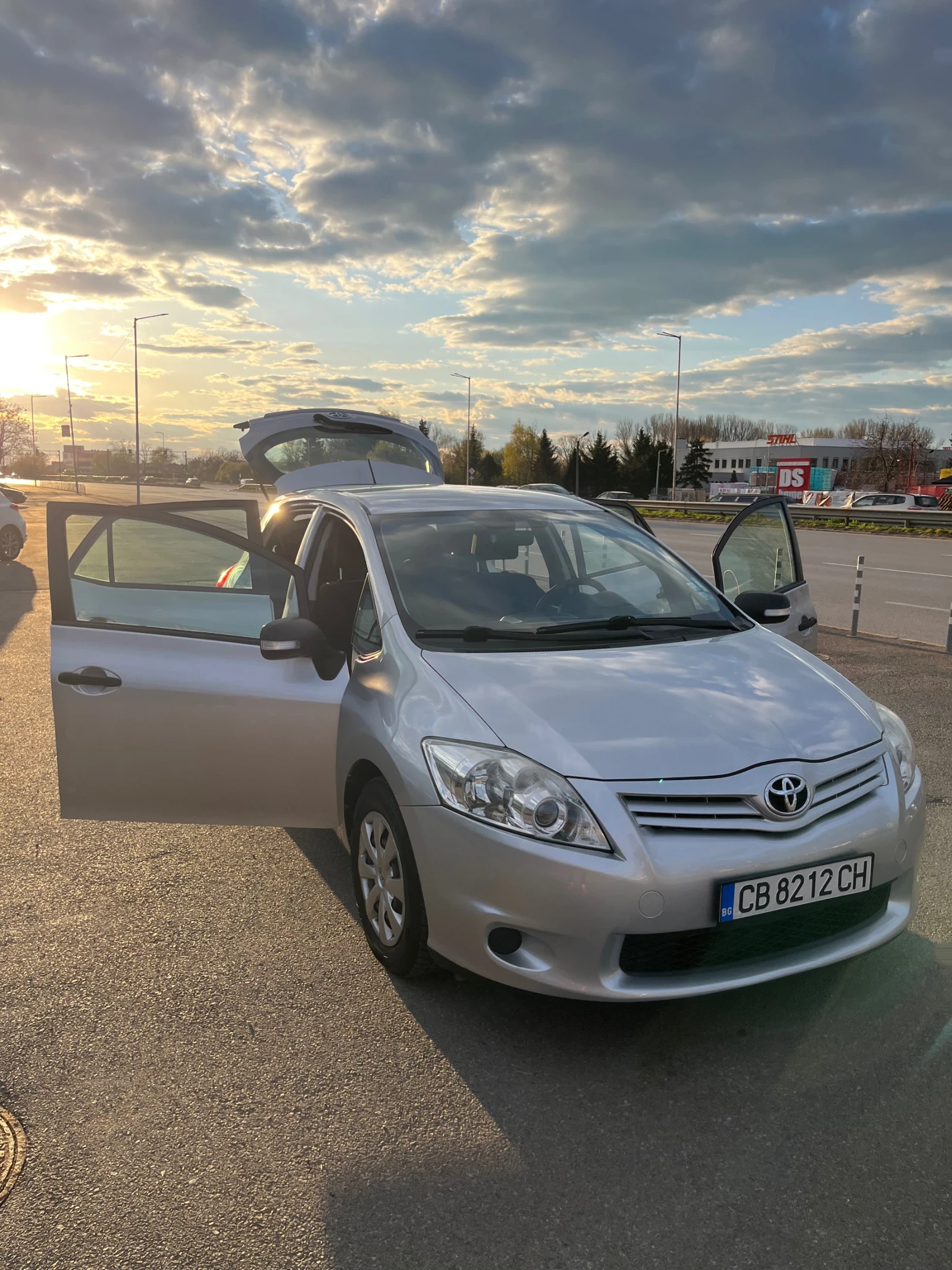 Toyota Auris  - изображение 10