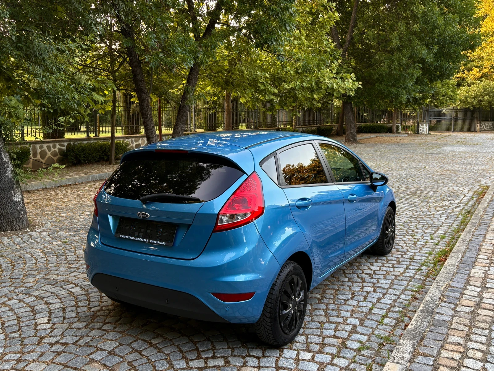 Ford Fiesta 1.25i GHIA* 170 000км*  - изображение 4