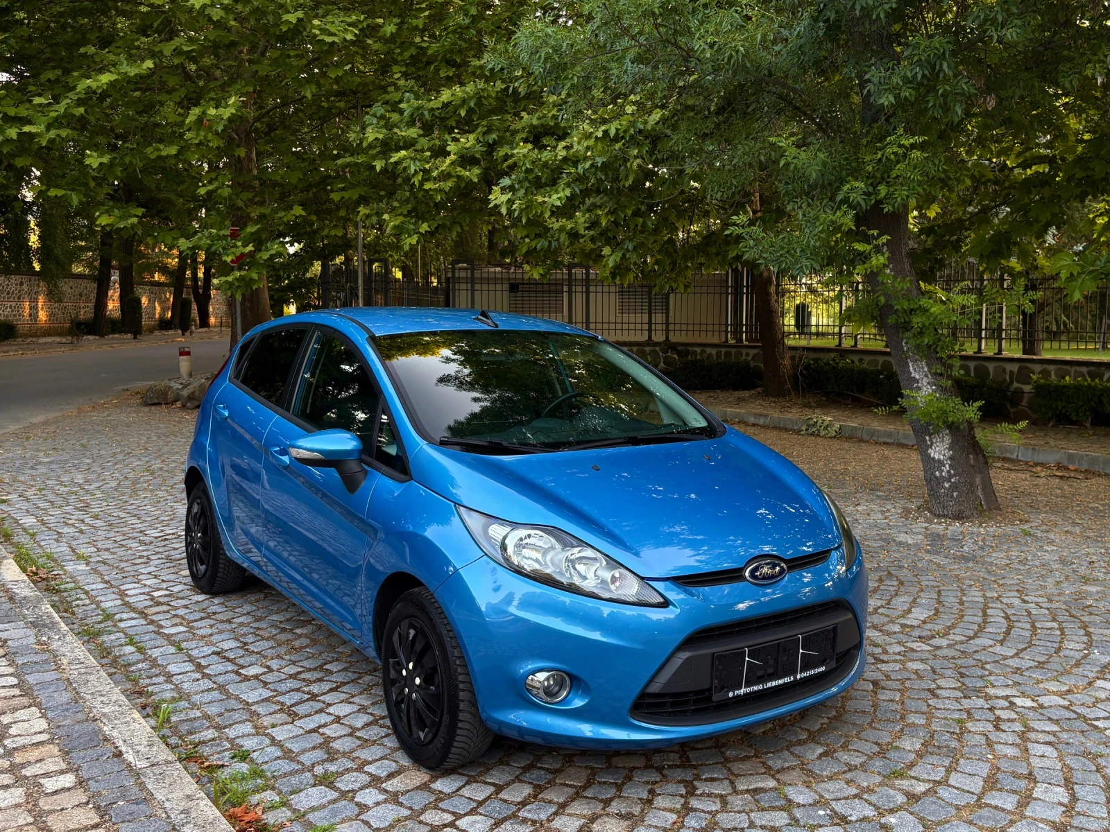 Ford Fiesta 1.25i GHIA* 170 000км*  - изображение 2