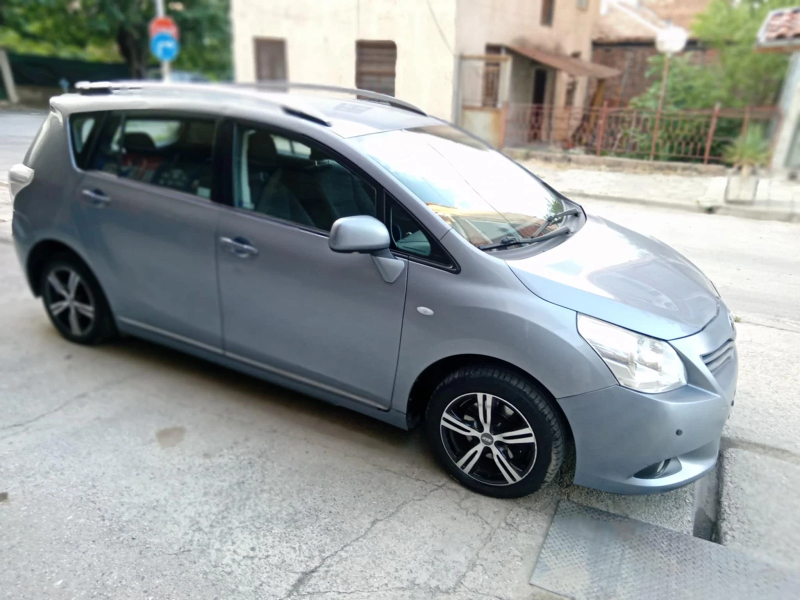 Toyota Verso 2.0 D4D | Mobile.bg   11