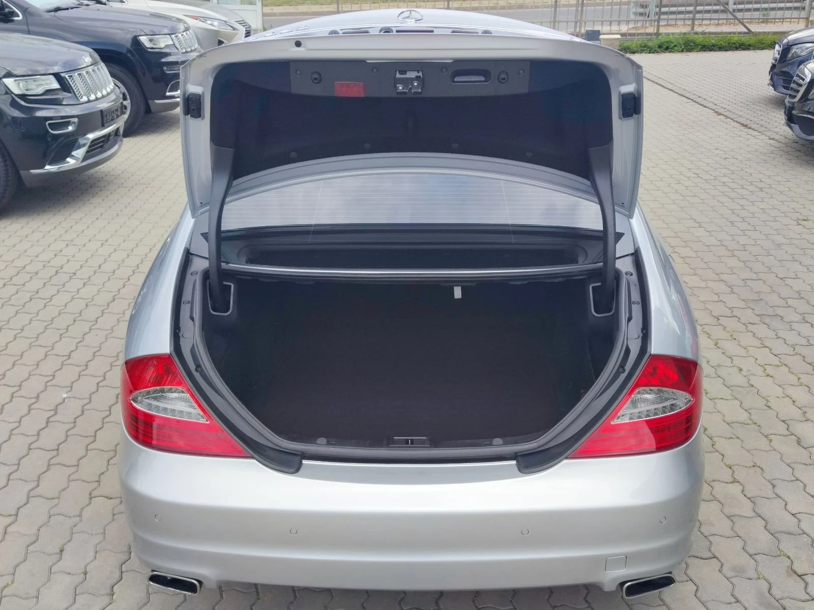 Mercedes-Benz CLS 350  - изображение 6