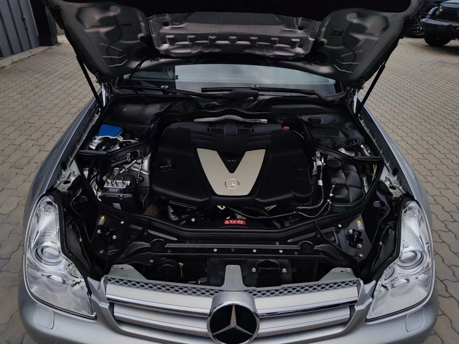 Mercedes-Benz CLS 350  - изображение 7