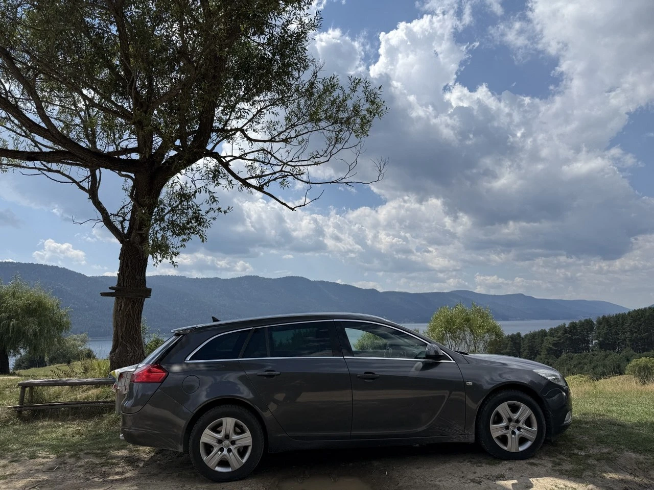 Opel Insignia 1.6T - 180 к.с - изображение 2