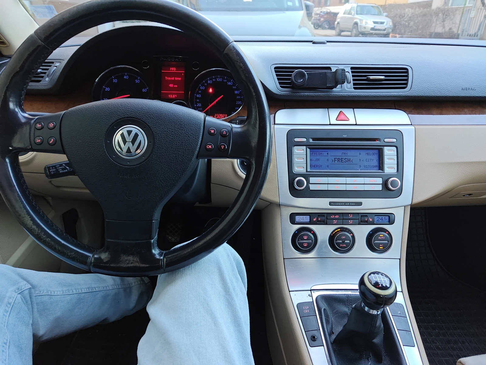 VW Passat 2.0 FSI 4Motion - изображение 8