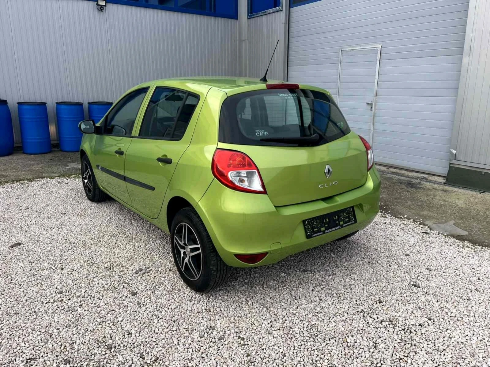 Renault Clio 1.2i 16V - изображение 6