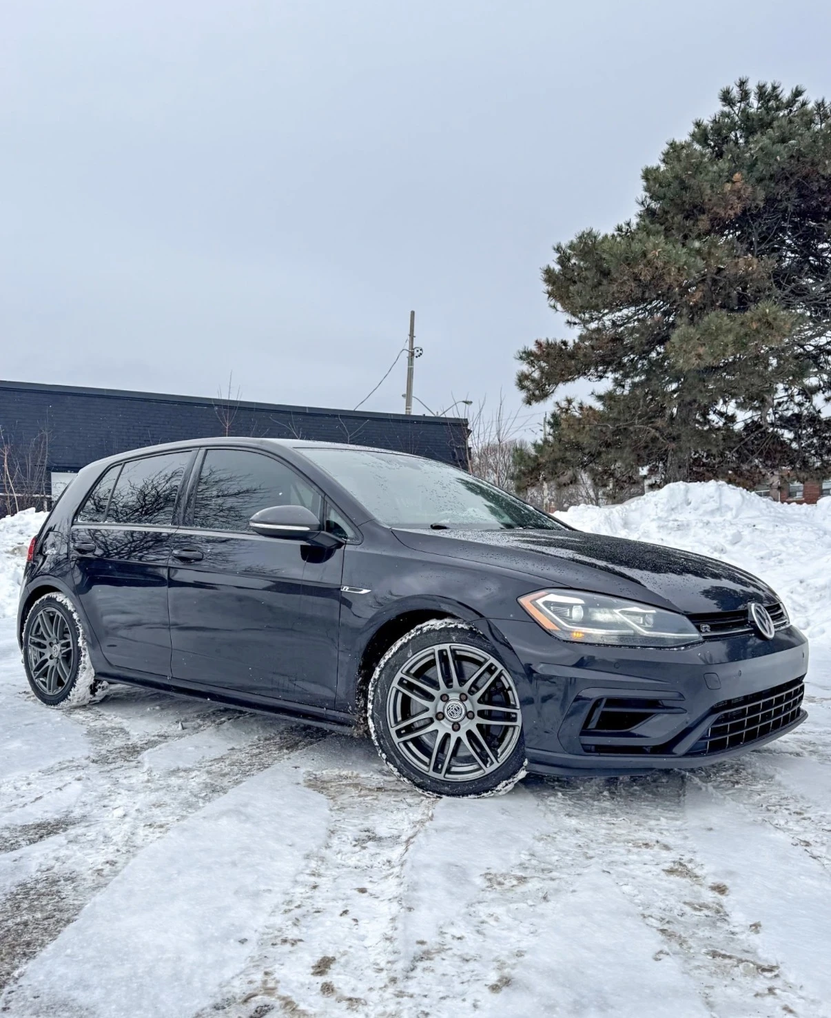 VW Golf R * * ����� * * CARPLAY * * �������� * * ������  | Mobile.bg � ����������� 1