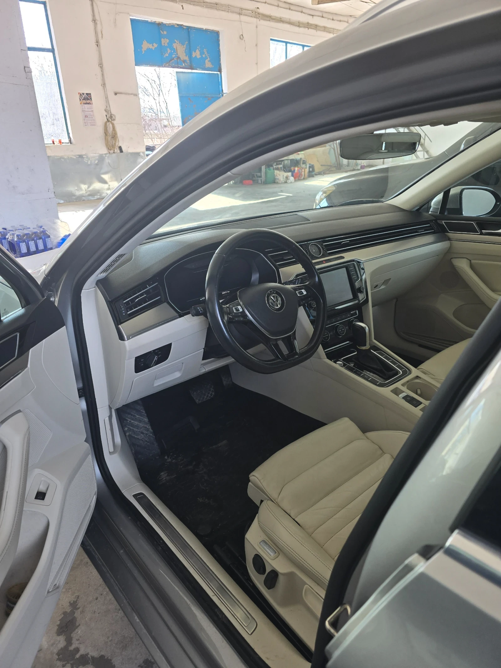 VW Passat  - изображение 7