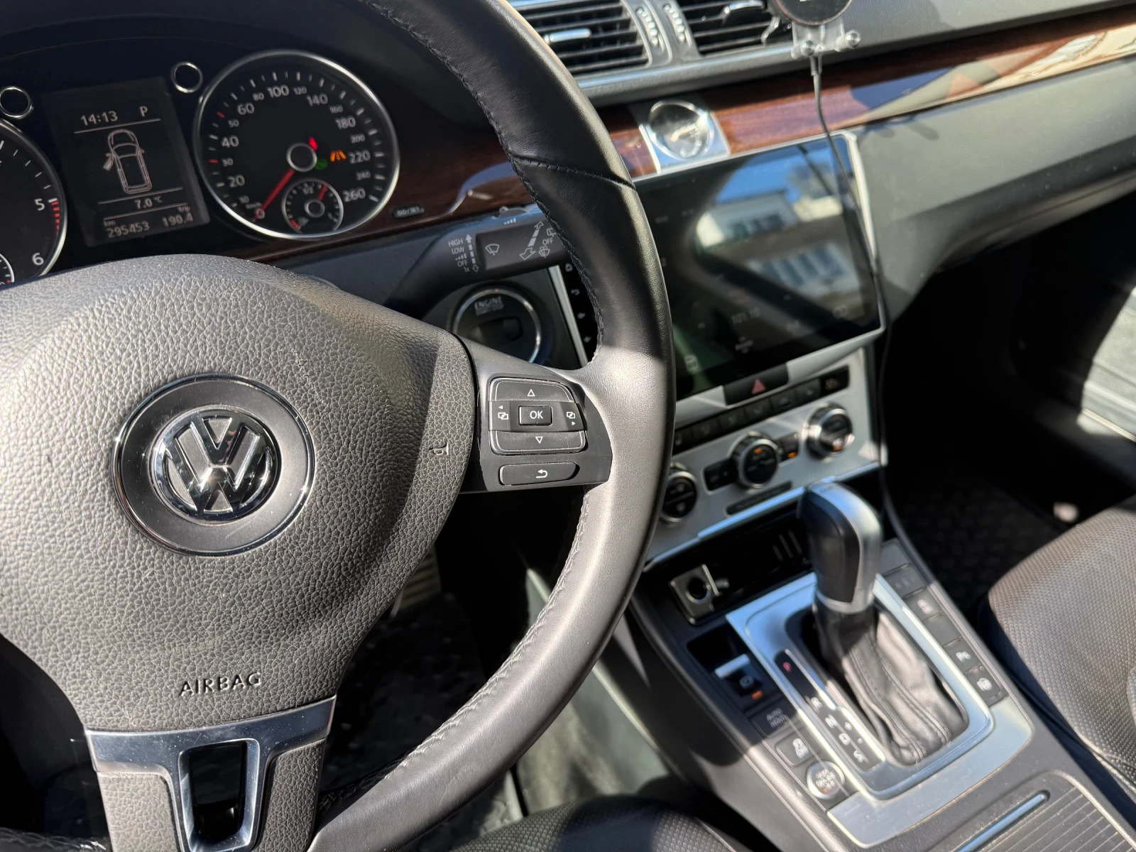 VW Passat Variant - изображение 9