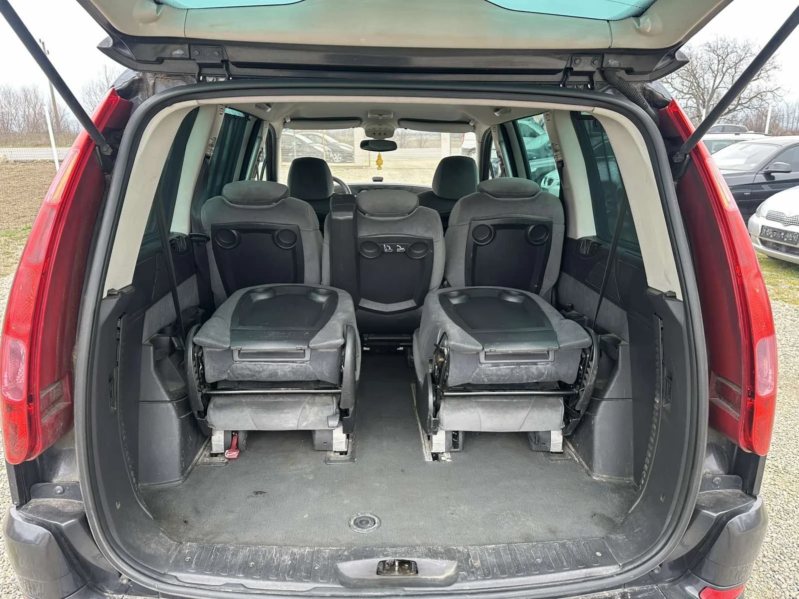 Citroen C8 * 7местен* 3ключа* ТОП* , снимка 12 - Автомобили и джипове - 53721203