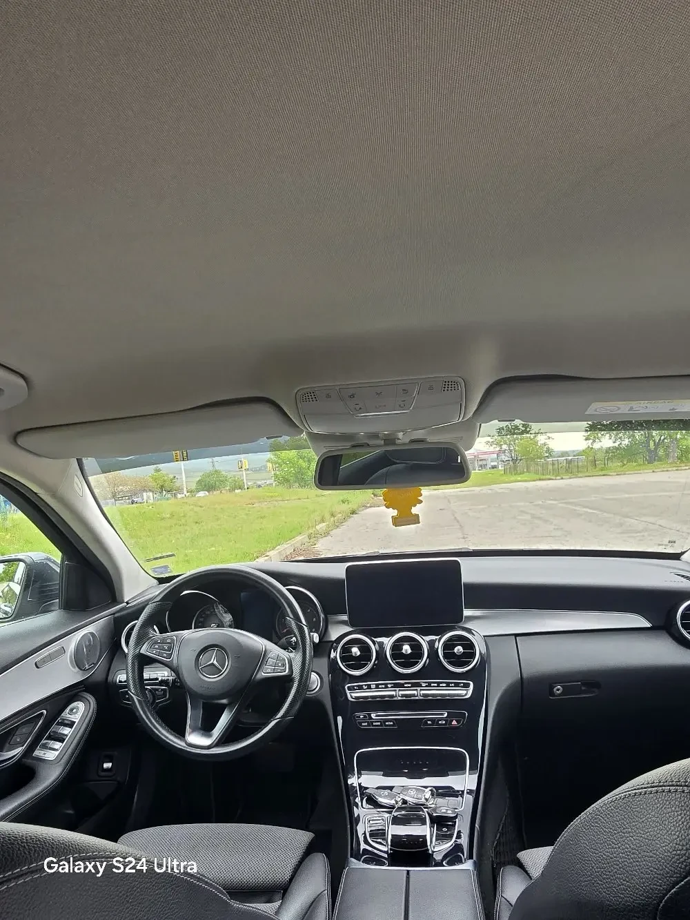Mercedes-Benz C 220, снимка 14 - Автомобили и джипове - 54544293