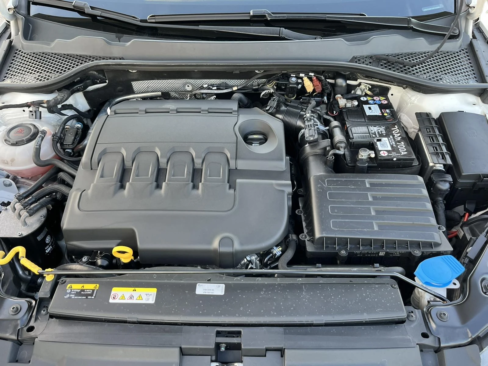 Seat Leon 1.6TDI 116кс EURO 6D АВТОПИЛОТ NAVI FULL LED , снимка 17 - Автомобили и джипове - 54544620