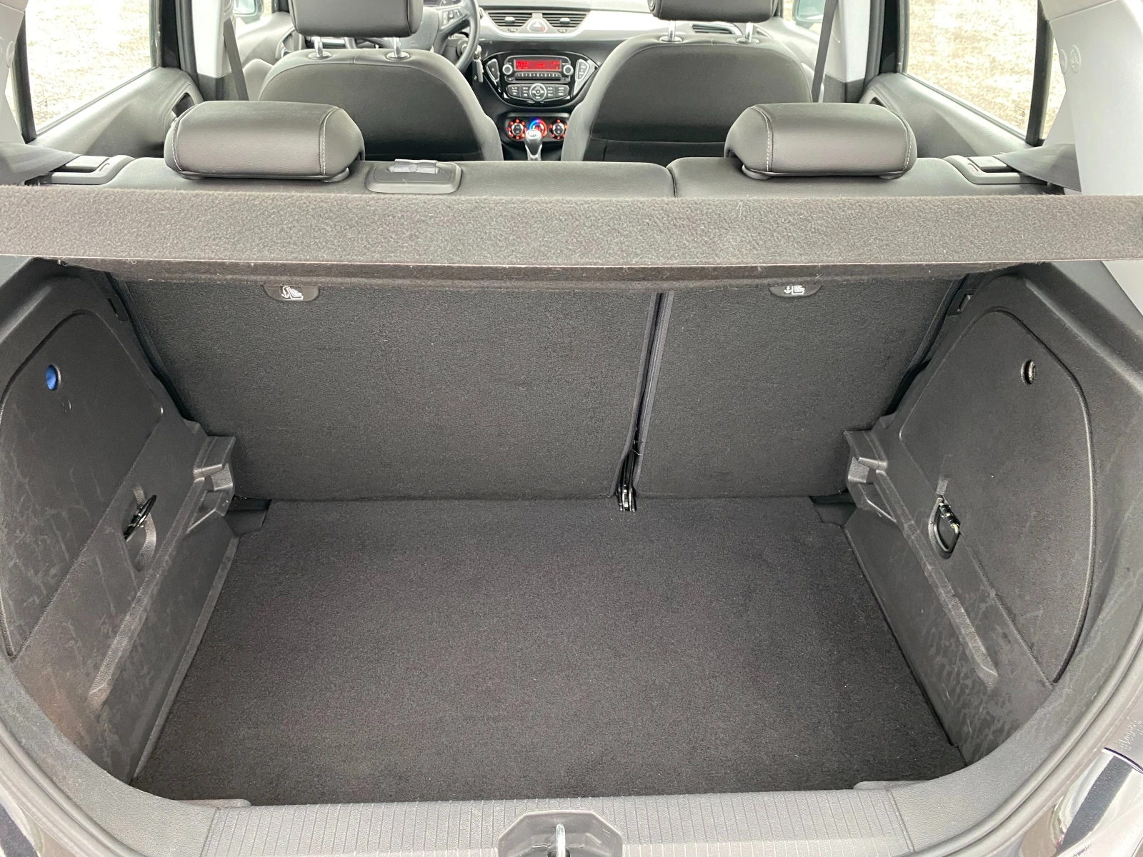 Opel Corsa 1.4i Фабрична газова уредба Cosmo, снимка 12 - Автомобили и джипове - 54581252