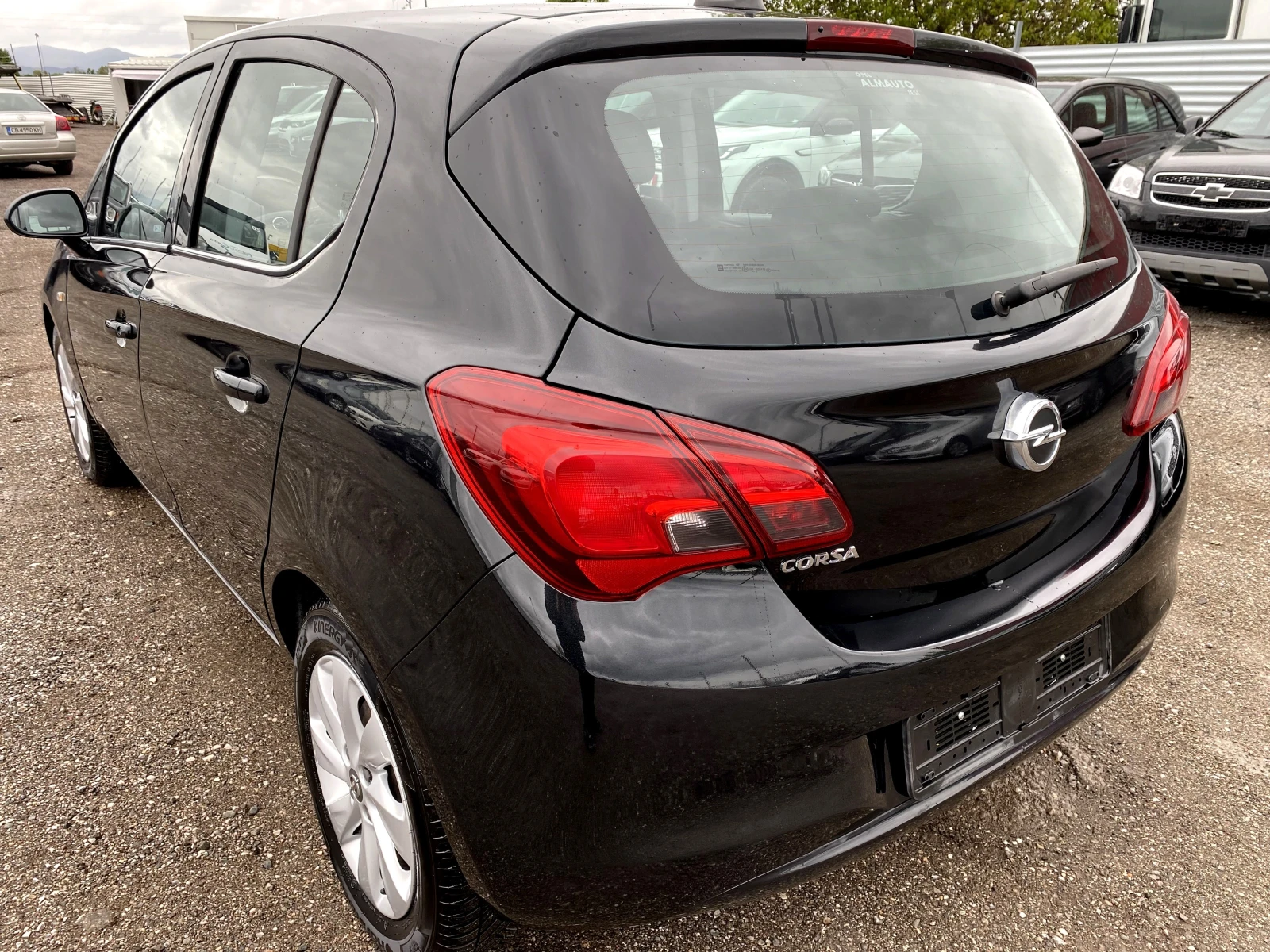 Opel Corsa 1.4i Фабрична газова уредба Cosmo, снимка 3 - Автомобили и джипове - 54581252