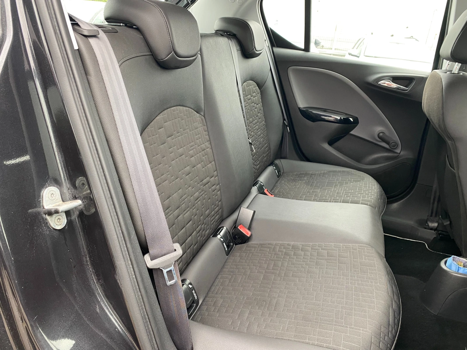 Opel Corsa 1.4i Фабрична газова уредба Cosmo, снимка 11 - Автомобили и джипове - 54581252