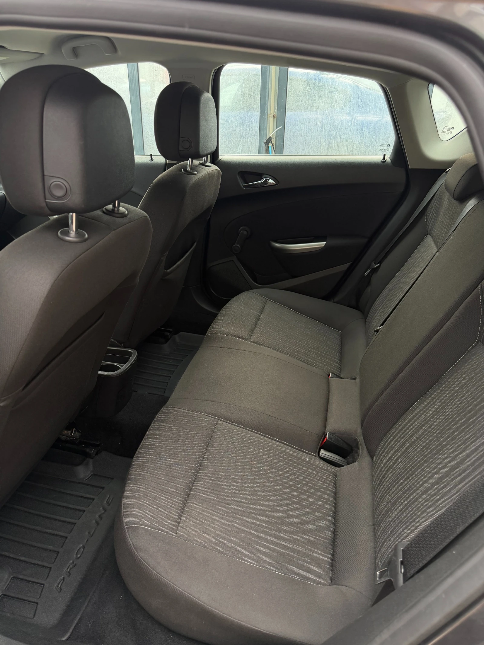 Opel Astra, снимка 10 - Автомобили и джипове - 54741069