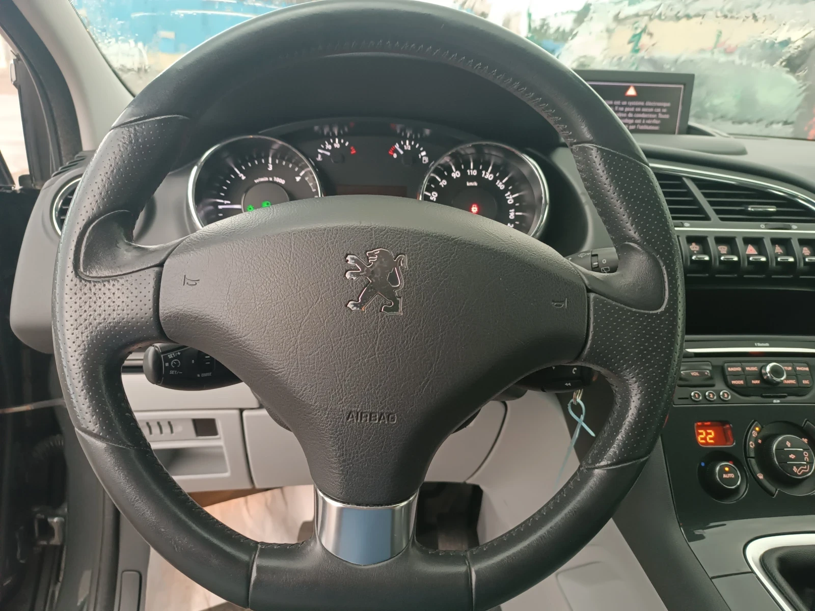 Peugeot 3008 1, 6 HDI, УНИКАЛЕН, КОЖА, НАВИ, ПАНОРАМА, ЛИЗИНГ , снимка 8 - Автомобили и джипове - 54769119