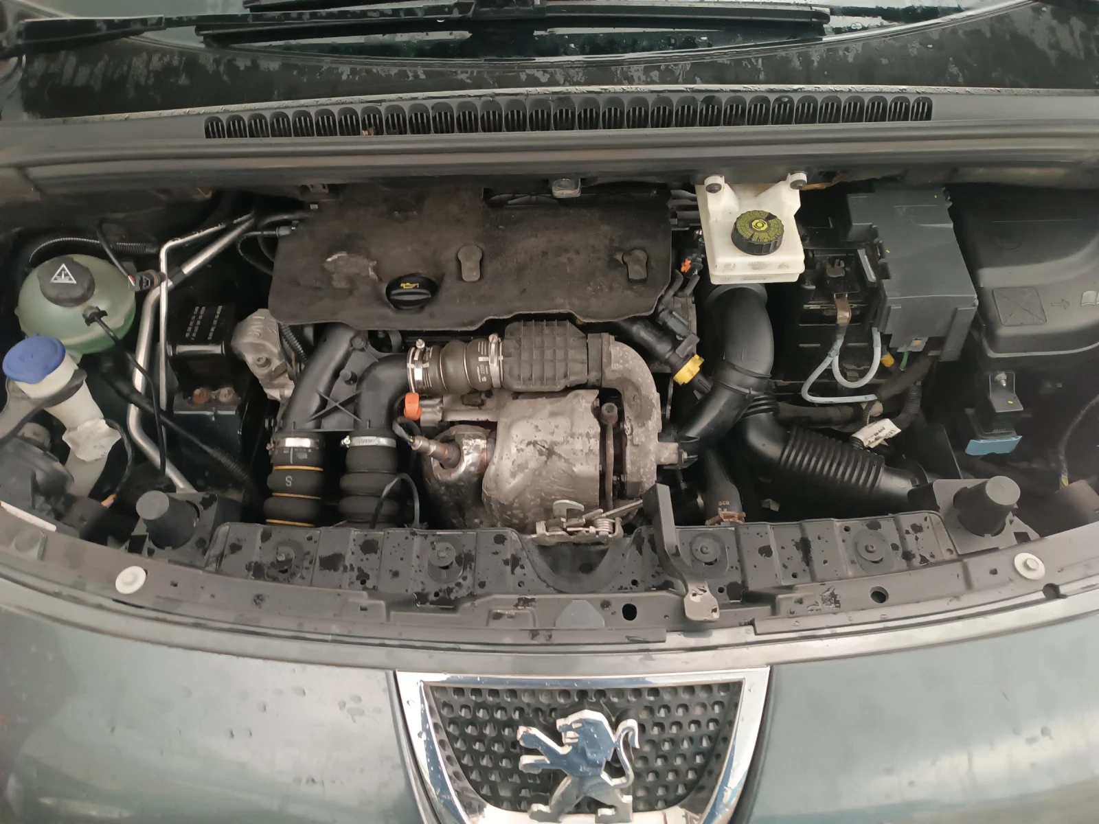 Peugeot 3008 1, 6 HDI, УНИКАЛЕН, КОЖА, НАВИ, ПАНОРАМА, ЛИЗИНГ , снимка 17 - Автомобили и джипове - 54769119